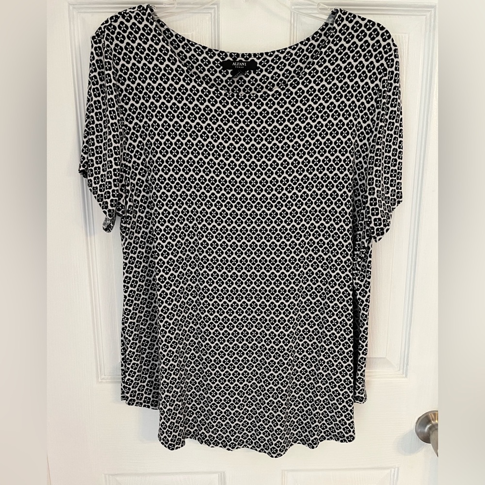 Alfani plus top